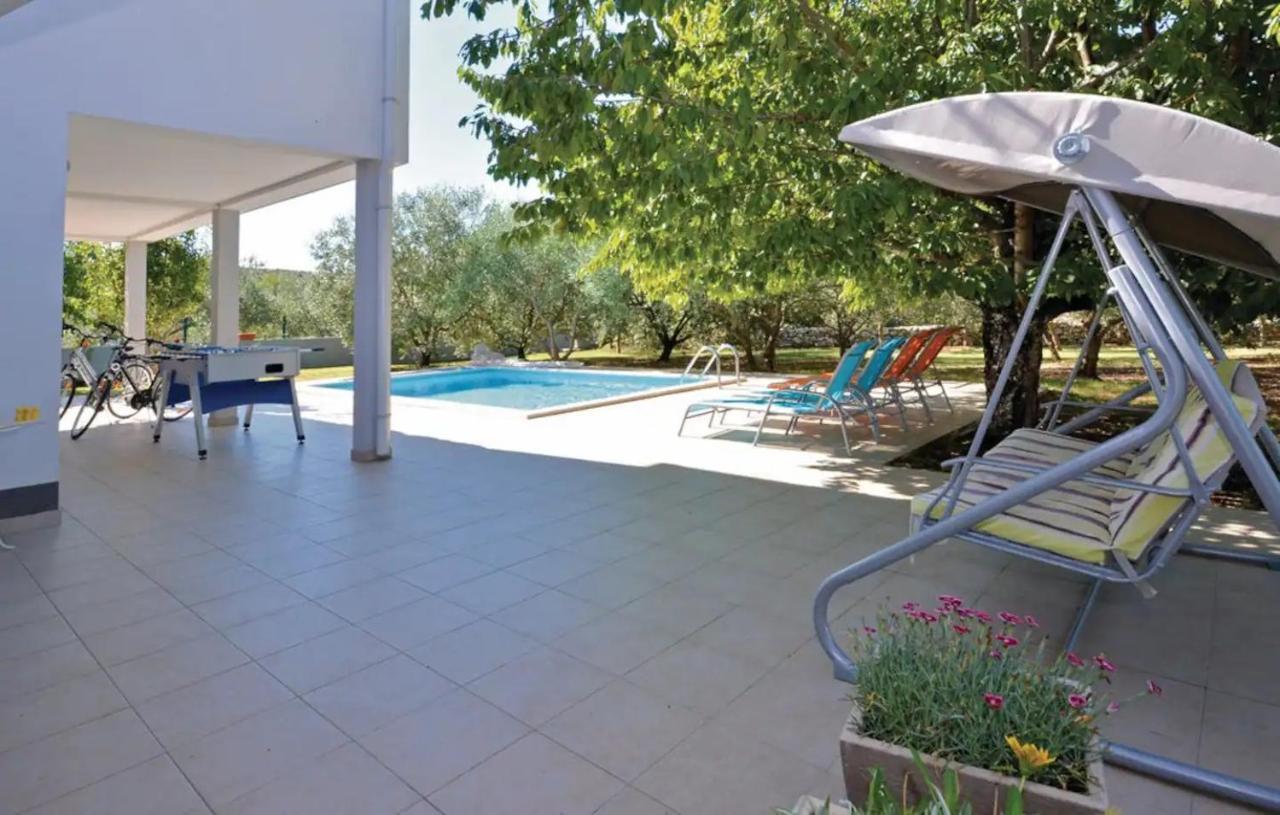 Vila House Viki Plano Exteriér fotografie