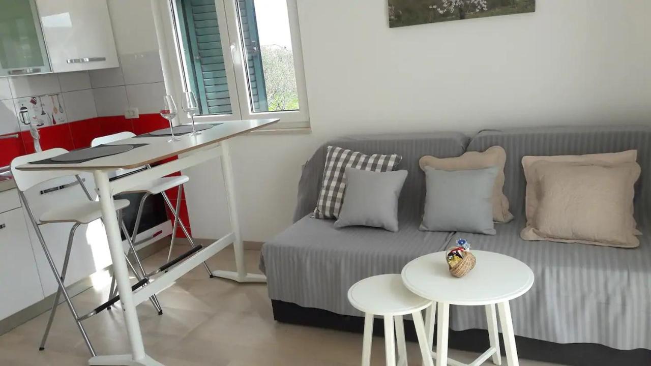 Vila House Viki Plano Exteriér fotografie